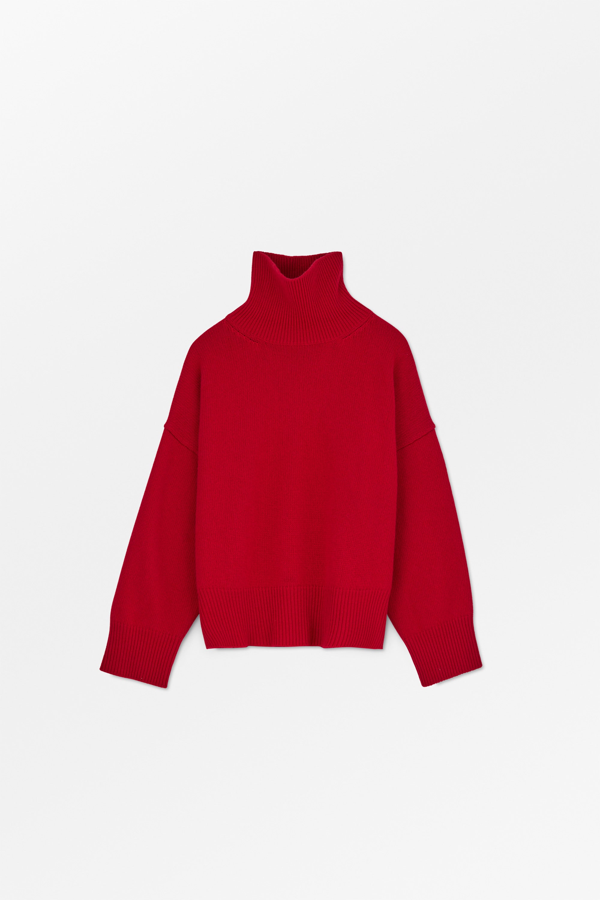 Silene t-neck - Aurora red – Skall Studio UK