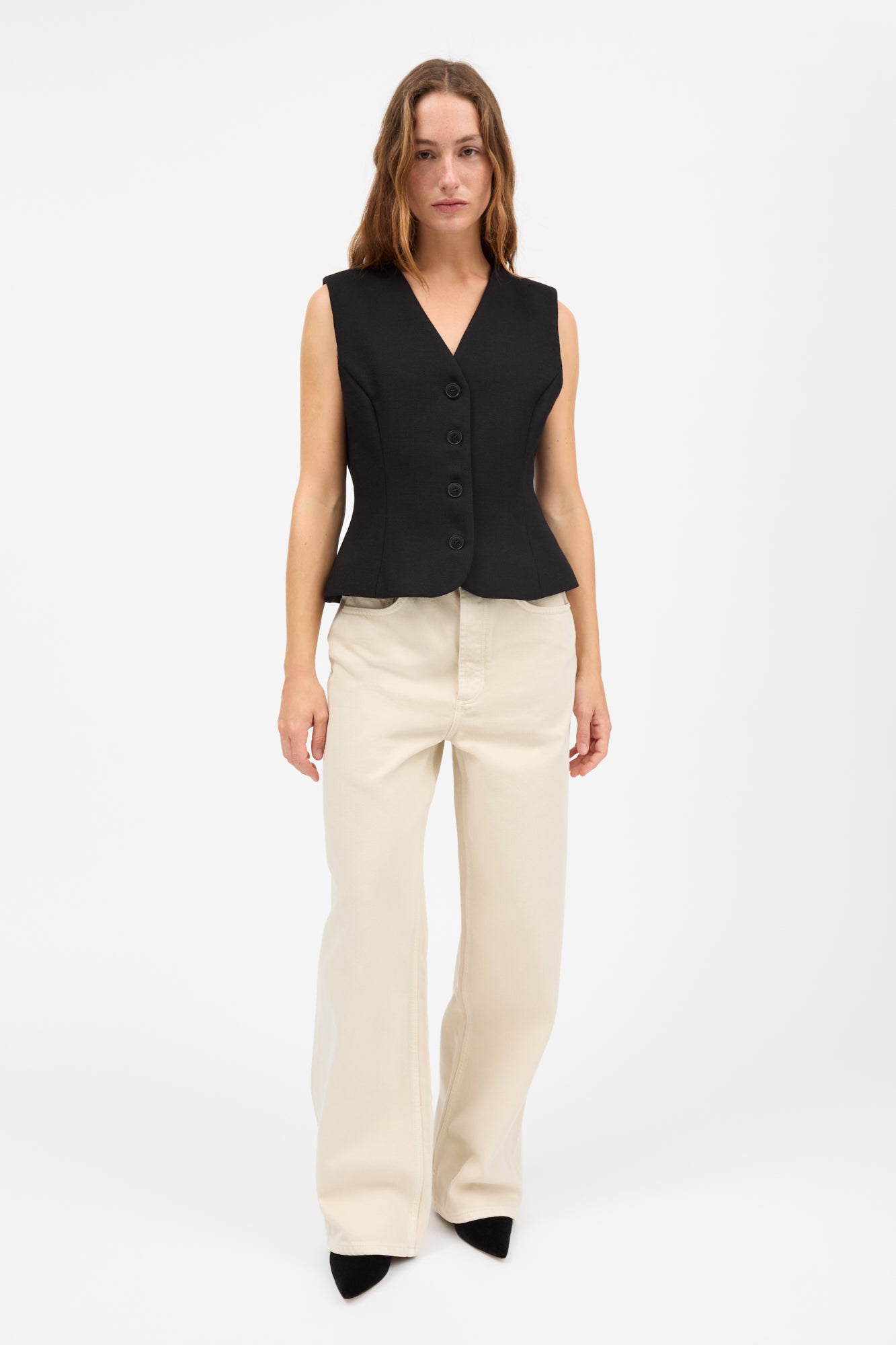 Skall Studio Ari vest Vest Black