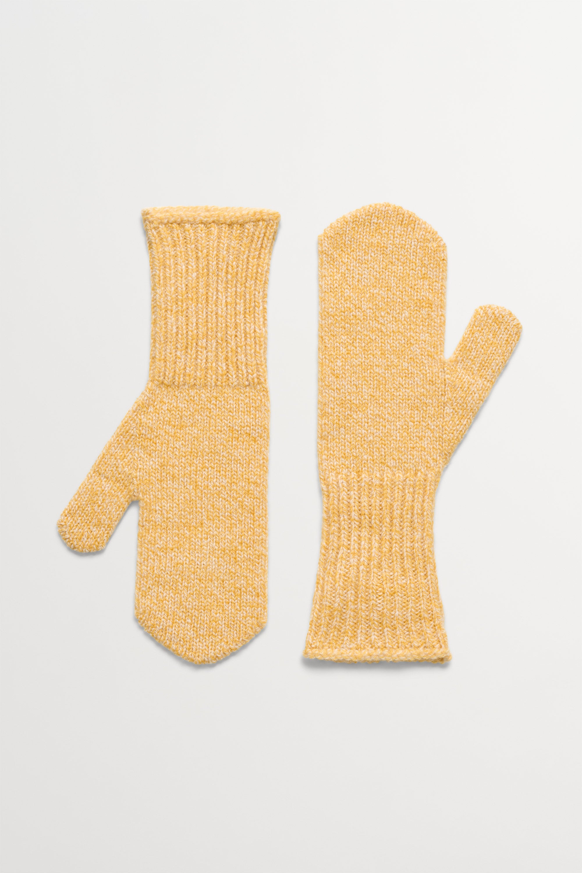 Skall Studio Olivia mittens Mittens Light yellow mélange