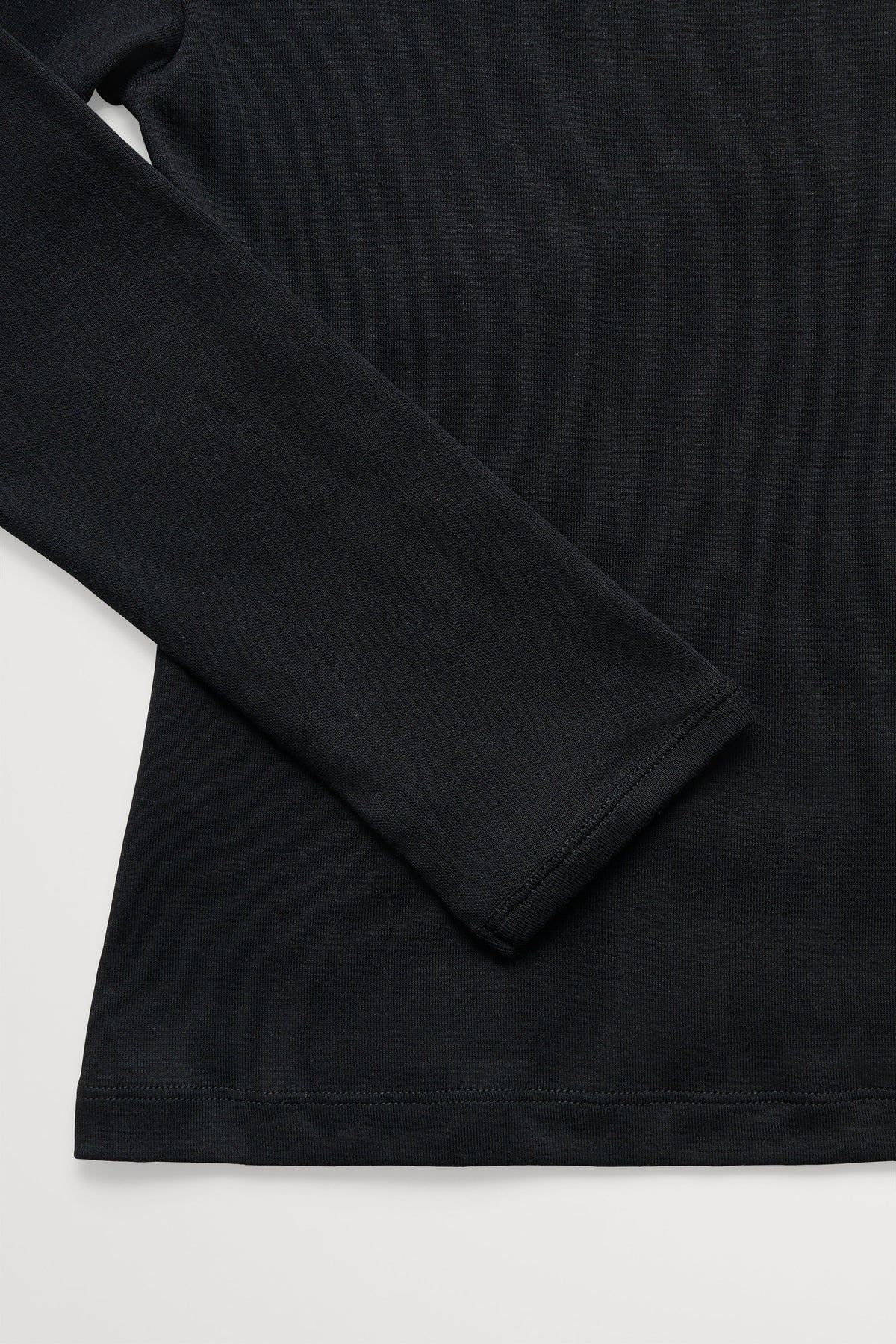 Skall Studio Seventies wide neck blouse Tee Black