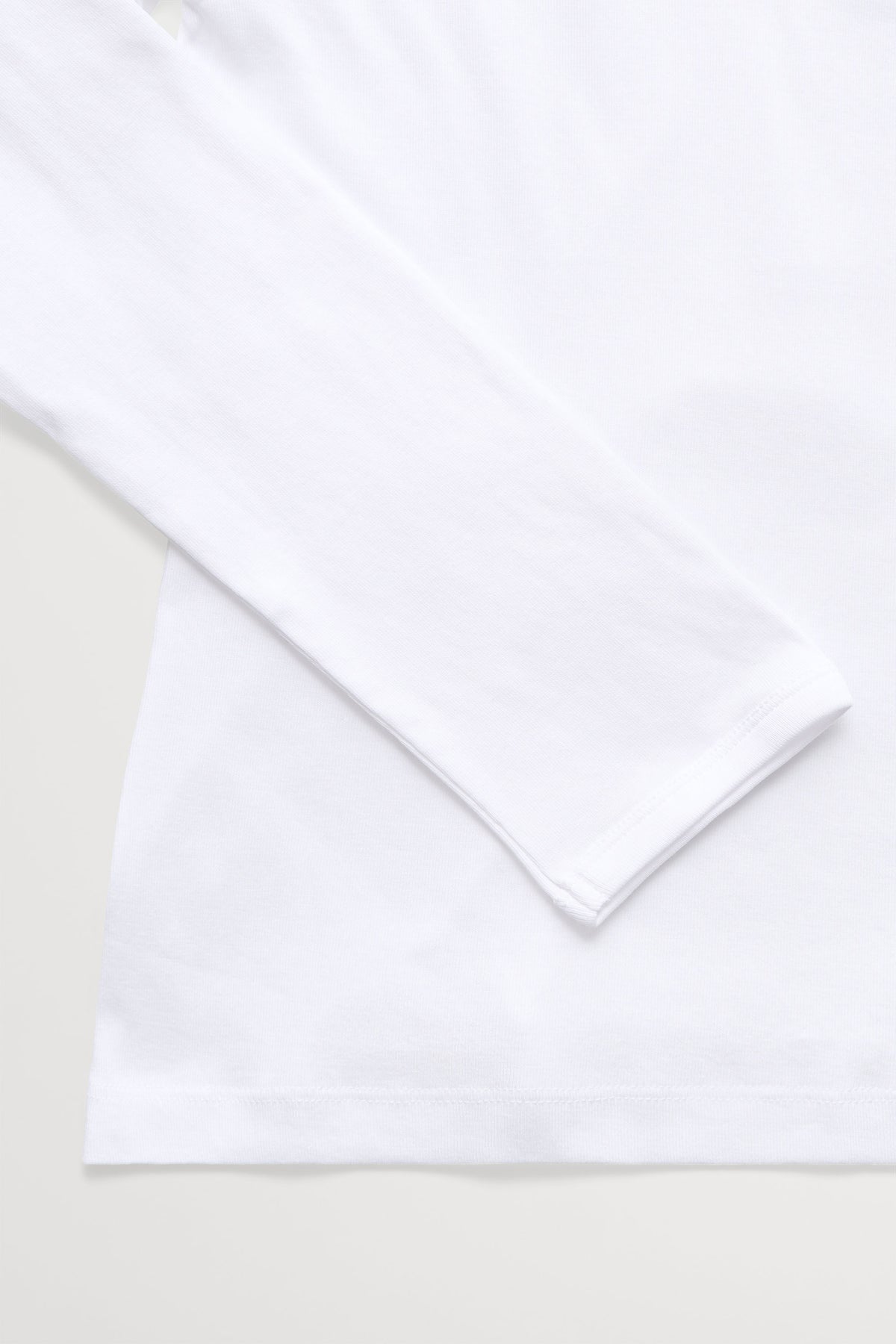Skall Studio Seventies wide neck blouse Tee Optic white