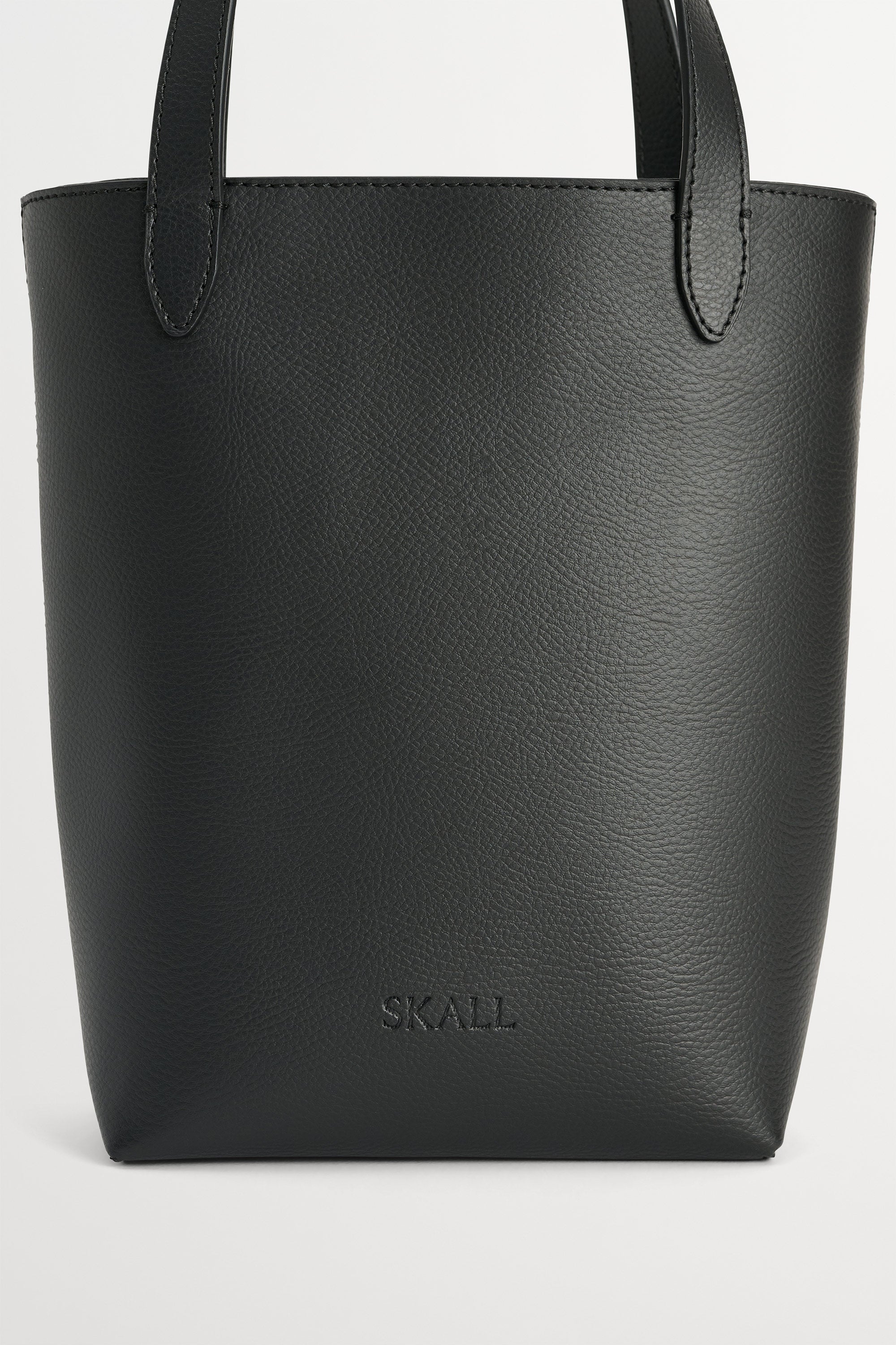 Skall Studio Small city tote Tote Black